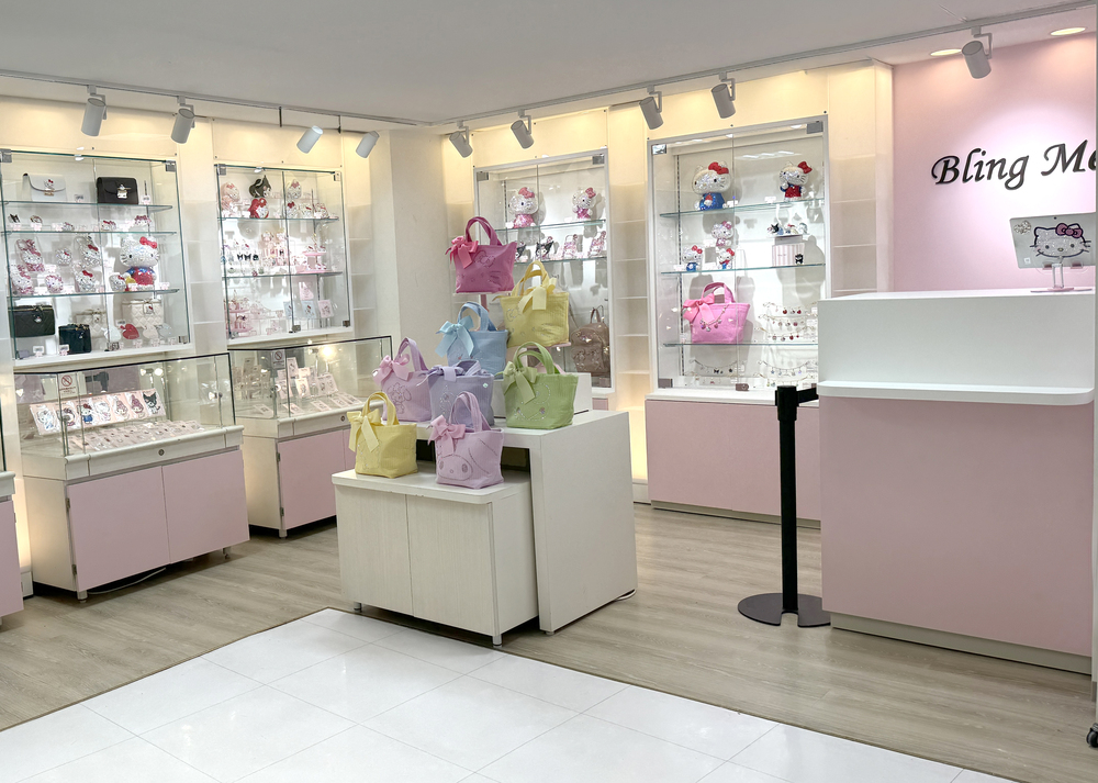 「Bling Me!」Sanrio NISHIGINZA店